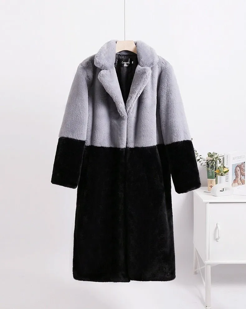 Pre Order:  Two-Tone Faux Fur Loose Coat - @theestylishp